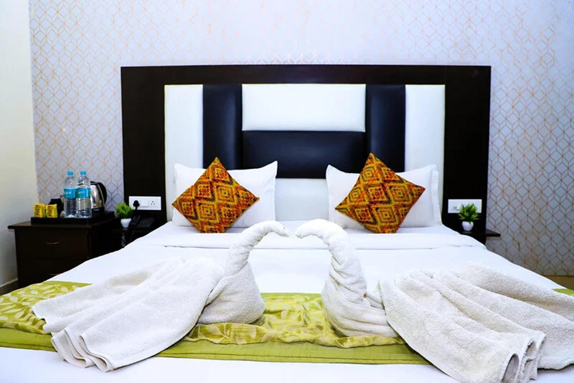 Hotel Global Inn By Quality Inn Neu-Delhi Exterior foto