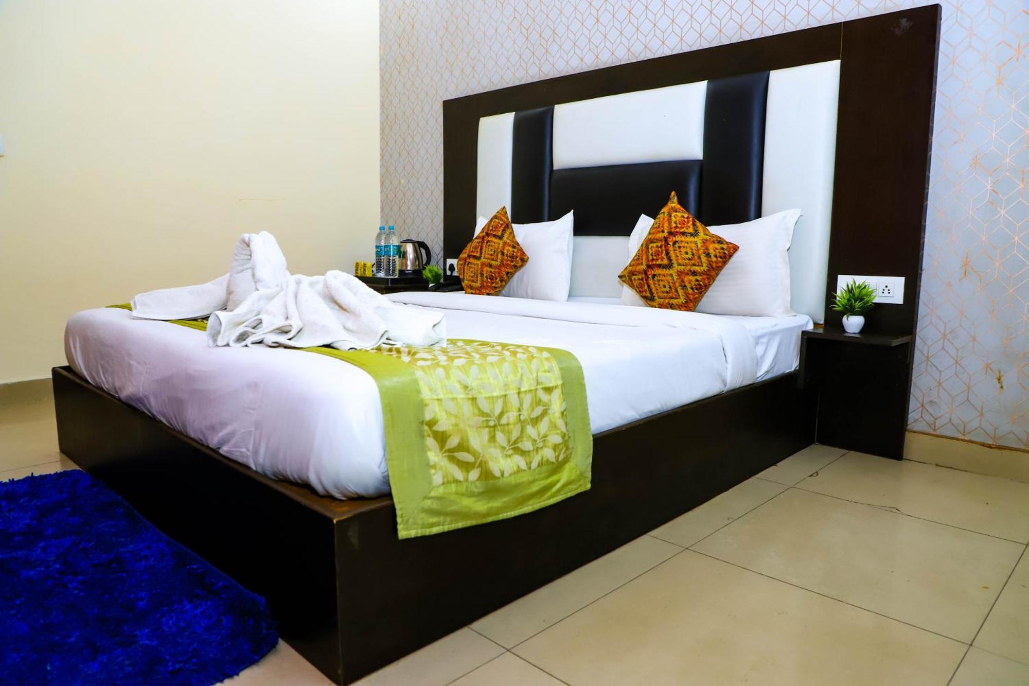 Hotel Global Inn By Quality Inn Neu-Delhi Exterior foto