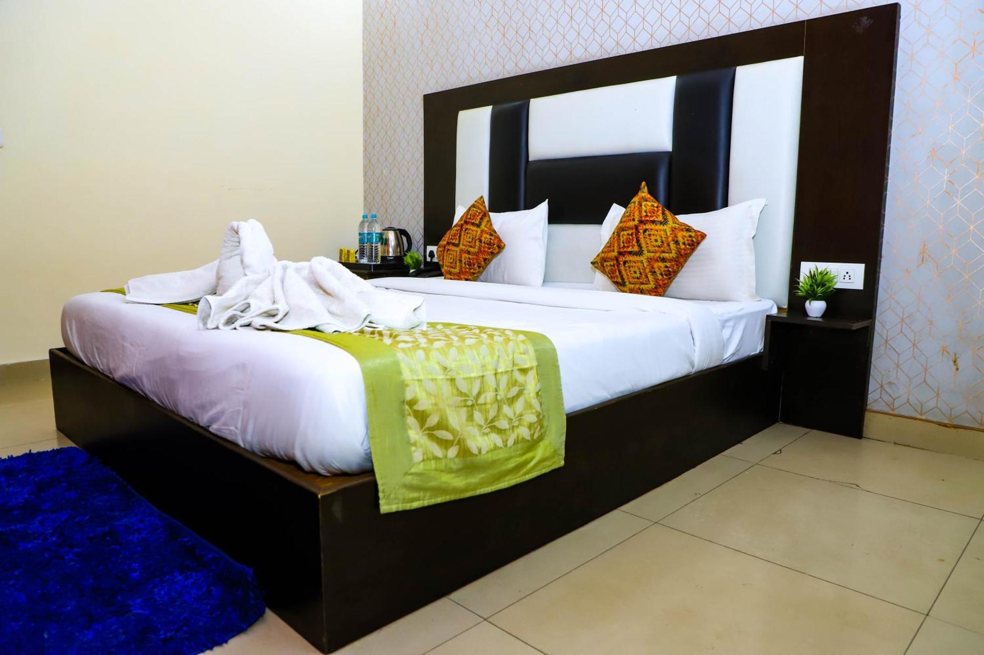 Hotel Global Inn By Quality Inn Neu-Delhi Exterior foto